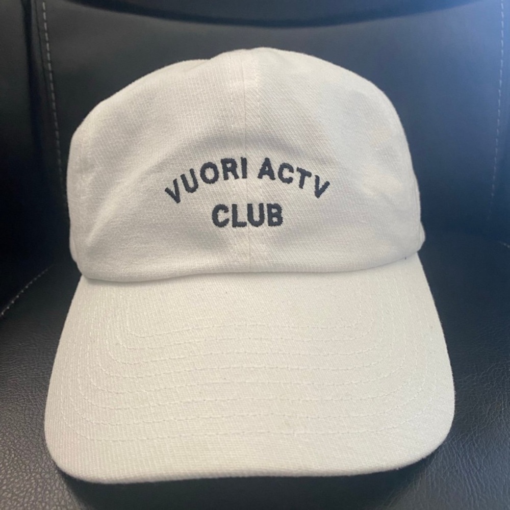 Vuori ACTV Club Dad Hat - White (NWT)